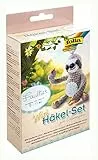 folia 23912 - Mini Häkelset Faultier, Komplettset zur Erstellung von einem selbst gehäkelten niedlichen Faultier, ca. 9 - 11 cm groß, für Kinder ab 8 Jahren und Erwachsene, als Geschenk