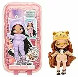 NA! NA! NA! Surprise Fuzzy Surprise Serie 1 - JENNEL Jaguar - 18 cm posierbare Modepuppe - Jaguar-inspiriert mit beflocktem Körper, Beanie, Brille, Outfit, und Schuhe - Spielzeug für Kinder ab 4+