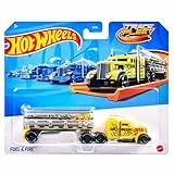 Hot Wheels Lastwagen kommen mit Stunts. Verschiedene Modelle