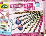 Lena 42689 - Bastelset Freundschaftsbänder knüpfen groß, Komplettset mit 13 farbigen Knüpfgarnen und Fädelperlen, Knüpfset für Kinder ab 6 Jahre, Set mit Anleitung zum Flechten von Schmuckbändern