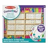 Melissa & Doug Buchstabenperlen Set | Holzperlen zum Auffädeln | Kinder Modeschmuck Bastelset ab 5 Jahren | Freundschaftsarmband Bastelset für Mädchen oder Jungen | Geschenk für Mädchen ab 4 Jahren