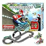 Carrera 20062491 GO!!! Nintendo Mario Kart 8 Rennstrecken-Set | 4,9m elektrische Carrerabahn mit Mario & Luigi Spielzeugautos | mit 2 Handreglern & Streckenteilen | Spielzeug für Kinder ab 6 Jahren