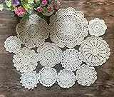 MINDPLUS Set mit 12 Handgehäkelten Deckchen aus Baumwolle Gehäkelte Spitze Deckchen Untersetzer Tischset 10-25 cm Rund Beige Vintage-Hochzeit Teeparty (12 Stück Beige)