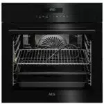 AEG BSE792220B Dampfbackofen / SteamPro Multidampfgarer + SousVide / Dampfreinigung / Kerntemperatursensor / SoftClosing / Touch-Bedienung / Grillfunktion / Automatikprogramme / A+ / Schwarz