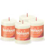 Bolsius Rustik Stumpenkerzen - Weiß - 4 Stück - 8 x 7 cm- Dekorative Haushaltkerzen - Länge Brenndauer 35 Stunden - Unparfümierte - Natürliches Pflanzenwachs - Ohne Palmöl