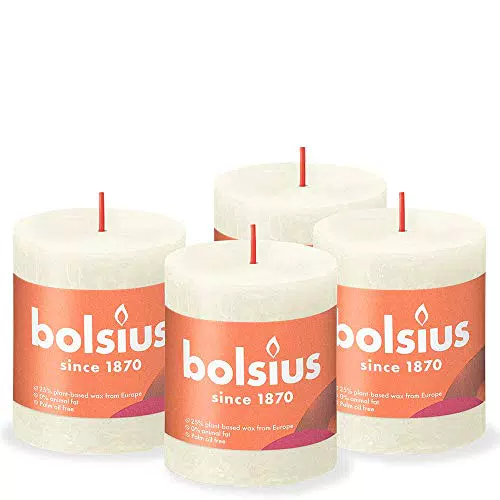 Bolsius Rustik Stumpenkerzen - Weiß - 4 Stück - 8 x 7 cm- Dekorative Haushaltkerzen - Länge Brenndauer 35 Stunden - Unparfümierte - Natürliches Pflanzenwachs - Ohne Palmöl
