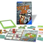 Ravensburger Familienspiel 27048 - SELFIE FOX - Partyspiel für 3-6 Spieler ab 10 Jahren