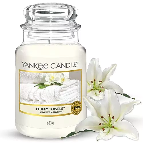 Yankee Candle Duftkerze im Glas Fluffy Towels Kerze mit langer Brenndauer bis zu 150 Stunden Perfekte Geschenke für Frauen