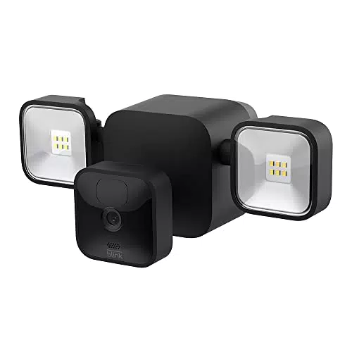 Blink Outdoor + Floodlight kabellose, batteriebetriebene Flutlicht-Halterung und smarte HD-Überwachungskamera