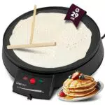 Clatronic Crepes Maker für Crepes mit Ø 29cm, Crepe Maker inkl. Teigverteiler und antihaftbeschichter Oberfläche