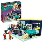 LEGO 41755 Friends Novas Zimmer Gaming Spielzeug mit Zac Mini-Puppe und Pickle der Hund
