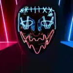 Mkitnvy Halloween Leuchtmaske, 3 Beleuchtungsmodi Mehrere Leuchtmodi The Maske Kostüm