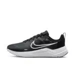 Nike Damen Downshifter 12 Sneaker, Black/White-Smoke Grey-Pure Platinum