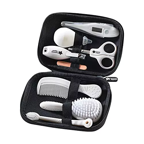 Tommee Tippee Baby-Pflegeset, 9x Essentielle Pflegeartikel für Neugeborene für zu Hause und Unterwegs