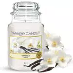 Yankee Candle Duftkerze im Glas Vanilla Kerze mit langer Brenndauer bis zu 150 Stunden Perfekte Geschenke für Frauen