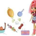 Cave Club GNL96 - Wilder Grillspaß mit Emberly Spielset & Puppe und Zubehörteilen