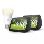 Echo Show 5, Anthrazit, 2er pack + Philips Hue White Smart Bulb