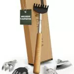 BAMBUA Rückenkratzer Ausziehbar - Bambus-Griff - Für Wohltuende Kratzgefühle - Mühelos jede Stelle erreichen - Premium Edelstahl Rückenkratzer Set - Ideal als Geschenk