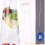 HEYNNA Premium Glaskaraffe/Wasserkaraffe mit Kork Deckel/Karaffe 1L Fassungsvermögen aus robustem Glas/Glaskaraffe mit Deckel