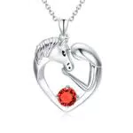 AOBOCO 925 Sterling Silber Pferde Kette Mädchen mit Simulierter Granat Januar Geburtsstein Kristall
