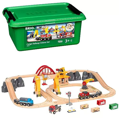 BRIO World 33097 Frachten Set Deluxe - Schienenset mit batteriebetriebener Frachtlok und Eisenbahn Zubehör - Kleinkindspielzeug empfohlen ab 3 Jahren