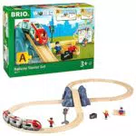 BRIO World 33773 Eisenbahn Starter Set A - Die ideale erste Holzeisenbahn mit Tunnel und Figuren - Kleinkinderspielzeug empfohlen ab 3 Jahren