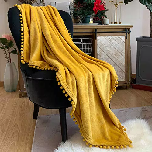 LOMAO Flanelldecke mit Pompon-Fransen, leichte, gemütliche Bettdecke