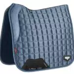 LeMieux Satin Dressur quadratisch Schabracke, Eisblaue Loire-Memory-Quadrat
