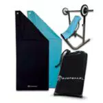BIZEPSKARL Premium Mikrofaser Fitnesshandtuch mit Reißverschluss-Tasche und Magnet - Sporthandtuch für Fitnessstudio