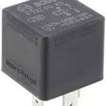 Bosch 0332019103 Mini-Relais 12V 30A, IP5K4, Betriebstemperatur von -40° bis 100°
