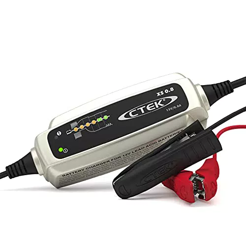 CTEK XS 0.8 Batterieladegerät 12V für Motorrad, Jetski, Motorschlitten - Intelligentes Erhaltungsladegerät & Batteriepfleger