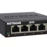 NETGEAR GS305 LAN Switch 5 Port - Gigabit Ethernet Hub, Metallgehäuse - Schwarz