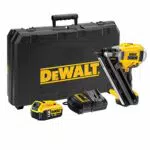 DEWALT Akku-Nagler 18V/5Ah - DCN692P2-QW: Kraftvoller Nagler für präzise Arbeiten