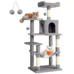 Kratzbaum für Katzen mit 4 Kratzsäulen und Hängematte