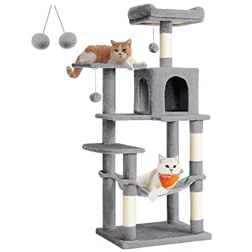 Kratzbaum für Katzen mit 4 Kratzsäulen und Hängematte