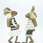 Heitmann Deco - Holzhase und Häsin im Drahtkörbchen - Frühlings- und Osterdekoration aus Holz