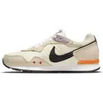 Nike Damen Venture Runner Laufschuh