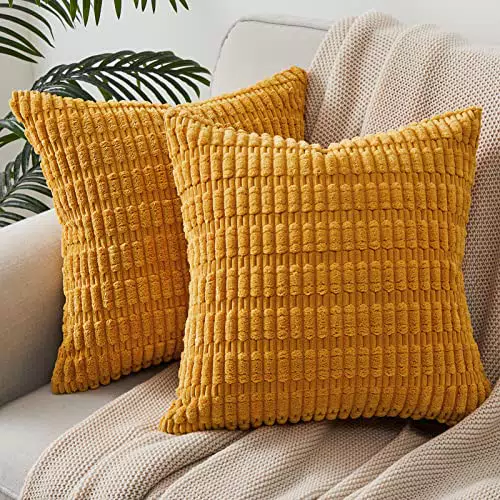 "Topfinel Boho Kissenbezug aus Kordsamt für Wohnzimmer und Couch"