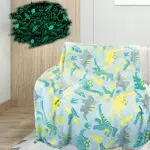 Kuscheldecke mit leuchtenden Dinosaurier-Motiven - Ideal für Kinderzimmer