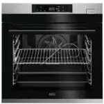 AEG Dampfbackofen Serie 8000 mit automatischem Assistenten - TFT-Farbdisplay - Dampfreinigung - Kerntemperatursensor