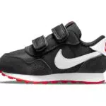 Nike Kinder MD Valiant Sneaker - Schwarz/Weiß/Rot