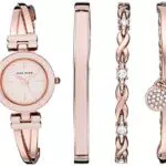 Anne Klein Damen Armbanduhr mit Kristallbesatz - Elegantes Design