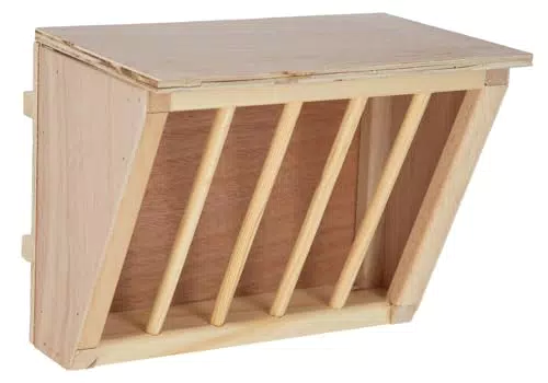 Kerbl Heuraufe aus Holz mit Sitzbrett für Stall/Auslauf