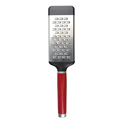 KitchenAid Käsereibe aus geätztem Edelstahl - 2-seitige Reibe mit mittelfeinen Reibelöchern