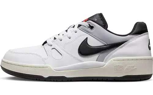 Nike Herren Sneakers - Klassisches Design für stilbewusste Männer