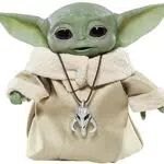 Star Wars Hasbro Galactic Snackin Grogu, Elektronische Figur mit über 40 Sound und Bewegungskombinationen