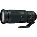 Nikon AF-S Nikkor 200-500 mm 1:5,6E ED VR Objektiv mit HB-71 und CL-1434