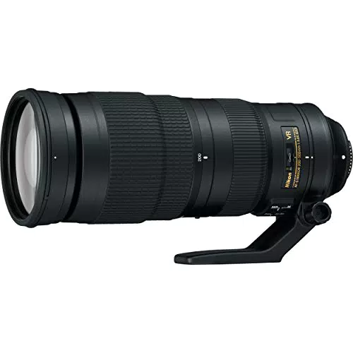 Nikon AF-S Nikkor 200-500 mm 1:5,6E ED VR Objektiv mit HB-71 und CL-1434