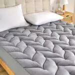 Sonive Atmungsaktiver Matratzenschoner mit NANOtex, Maschinenwaschbar, Knitterfrei