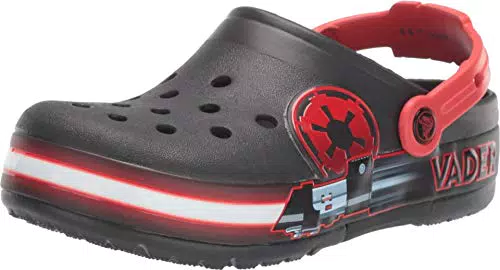 Crocs Fun Lab Darth Vader Clogs für Kinder